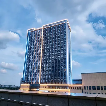 Gongque Hostel (Panyu Jinlin Wanbo)