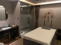 Vienna International Hotel (Haikou Meilan International Airport Store) - spa
