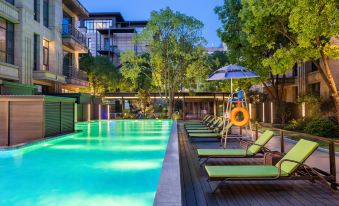 Holiday Inn Shanghai International Resort by IHG