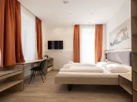Villa Floeckner B&B Hotels near Itzling