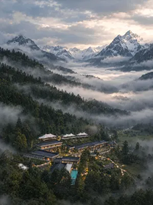Jiuzhaigou Yangwangxingkong Manor Hotel (Preferred Choice for Overseas Tourists) - جديد