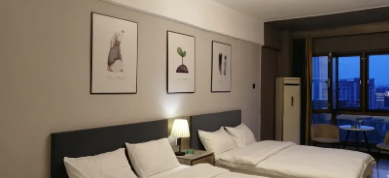 A homestay (Yatai Campus Branch of Jida Second Campus) Hotel a 