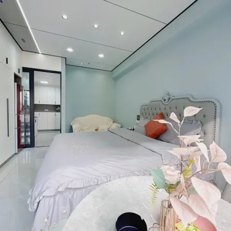 Xiongda Boutique Apartment (Fuyang Wanda Plaza)