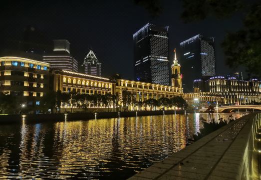 호텔 내부 복도