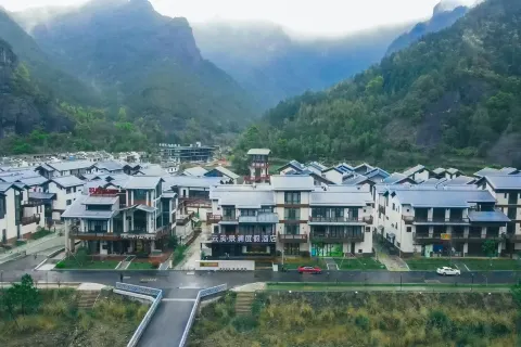 Yunxi GINLAN JIA Resort Hotel