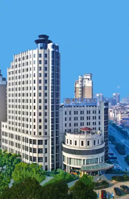 Silverhall Grand Hotel Hotels in Qichun