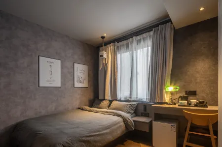 Iforest Hotel