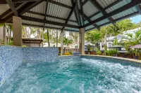 Paradise on the Beach Resort Hotels in Clifton Beach