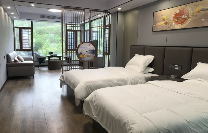 Chengbu Nanshan Grand Hotel