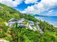 Paradise Chalets Yoga & Wellness Hôtels à proximité de : Plage de Anse Takamaka