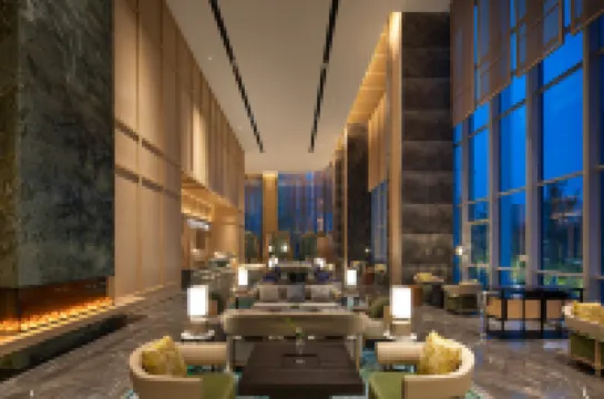 HUALUXE Hotels and Resorts YIBIN