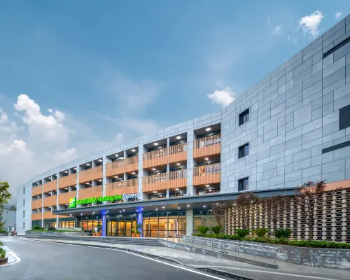 Holiday Inn Express NANJING HAPPY VALLEY by IHG Hotels near Qi Xia Mountain