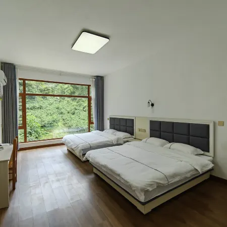 Shennonggu Qingyuan No.11 Homestay