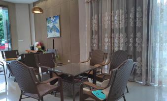 Ruili Holiday Hotel Apartment (Yucheng Branch)