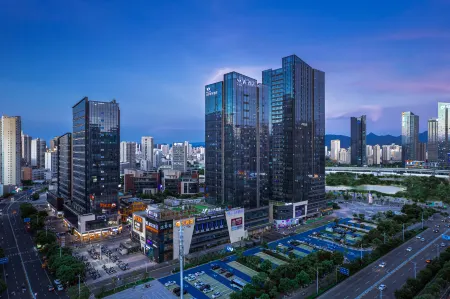 Ganzhou Wellton W Hotel (Da Vinci The Mixc) Отели рядом с достопримечательностью «Jiangxi University of Science and Technology (East to Zhongcheng Mansion)»