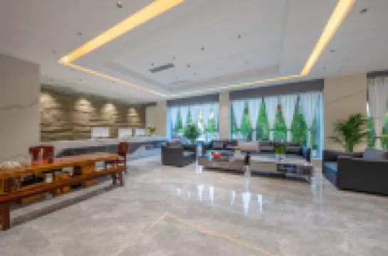 Qujing Jinjiang Bo'an Hotel