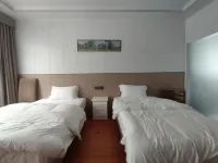 flower mountain residence - parkir