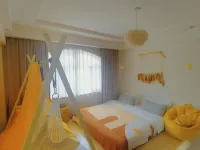 Tianshe Courtyard View Leisure Resort Villa Mountain Su (Anji Yunshang Grassland Resort) - พร้อมระเบียง