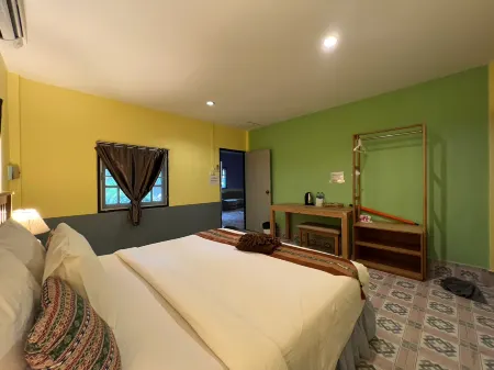 Dong Talay Lipe Beach Resort