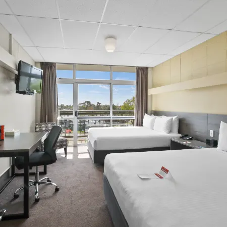Heartland Ambassador Hotel Hamilton