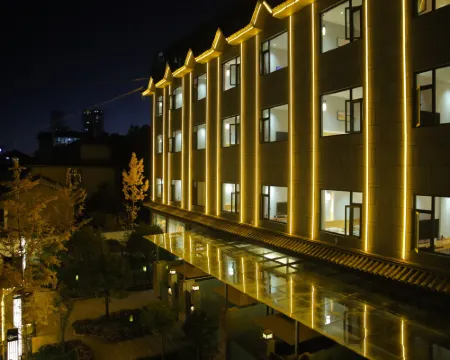 蘭坪ペー族プミ族自治県畔山別苑 蘭坪ペー族プミ族自治県のホテル