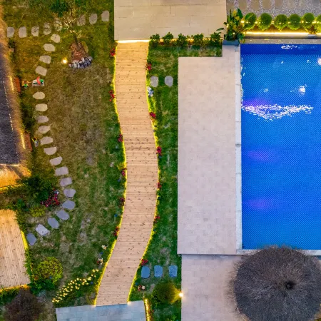 Southern Sichuan Bamboo Sea Yun Ying Gu · Private Hot Spring Homestay