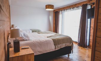 Hotel Puerto Madera