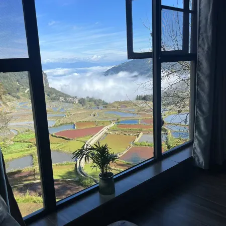 Yuanyang Yuntian Mountain Residence