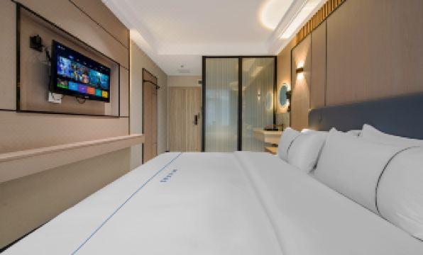 Dongguan Yifeng Hotel (Guomao Center Store, Citizen Center Metro Station)