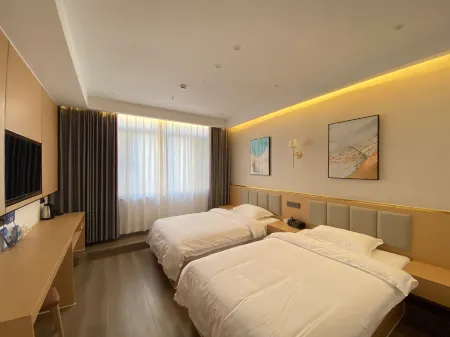 Home Inn Yihe Hotel (Jiujiang Yongxiu County Branch) Отели в г. Юнсю