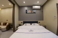 Huayi Hotel (Weinan Banquan Town Government Branch)