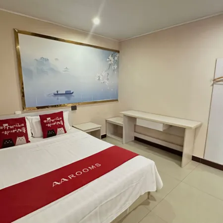 Lijiang Hotel (Xinyi Railway Station)