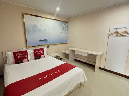 Lijiang Hotel (Xinyi Railway Station) Отели рядом со станцией Xinyi Railway Station