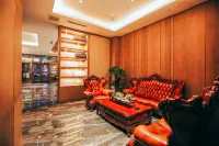 Jiuyi Mansion Hotels in Baoqing