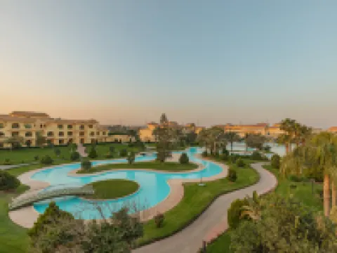 فندق موڤنبيك القاهرة مدينة الإعلام Hotels near October University for Modern Sciences & Arts