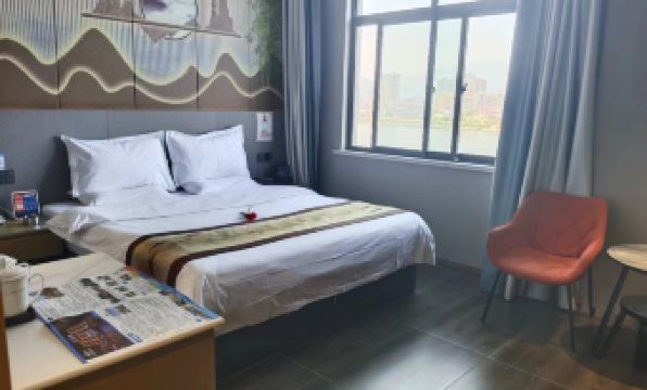 Clear Water Bay Hotel