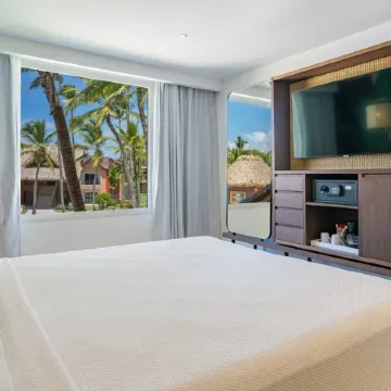 Tropical Deluxe Princess - All Inclusive