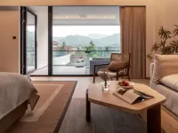 BRILLIANT RESORT XILING SNOW MOUNTAIN CHENGDU Hotels in Dayi