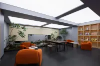 D&F Designer Hotel (Chongqing Longmenhao Yangtze River Cableway Branch) - bar