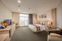 Super Candle Hotel