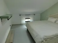 Guanyun Gelou Homestay Hotels in Xun County