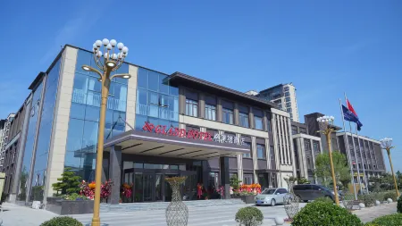 Glade Hotel (Qingdao Hongdao High tech Zone Fantasy Kingdom Branch) Отели рядом со станцией Chengyang Railway Station