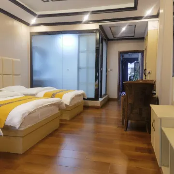 Yufeng Family Hotel