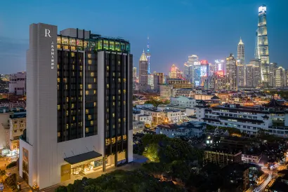 Renaissance Shanghai Yu Garden Hotel on the Bund