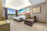 โรงแรมฮอลิเดย์เป่าจวี้