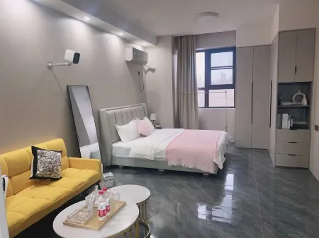 Yu Shi guesthouse Отели в г. Юйчэн