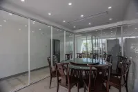 BAN SHAN XIAN JU HOMESTAY