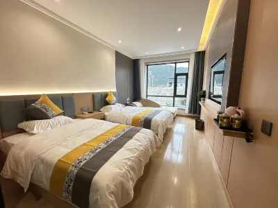 Diebu Dasong Homestay Hotels near Gudiezhoucheng Ruins