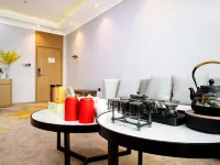 Grand Hotel Erguna Hotels in Ergun