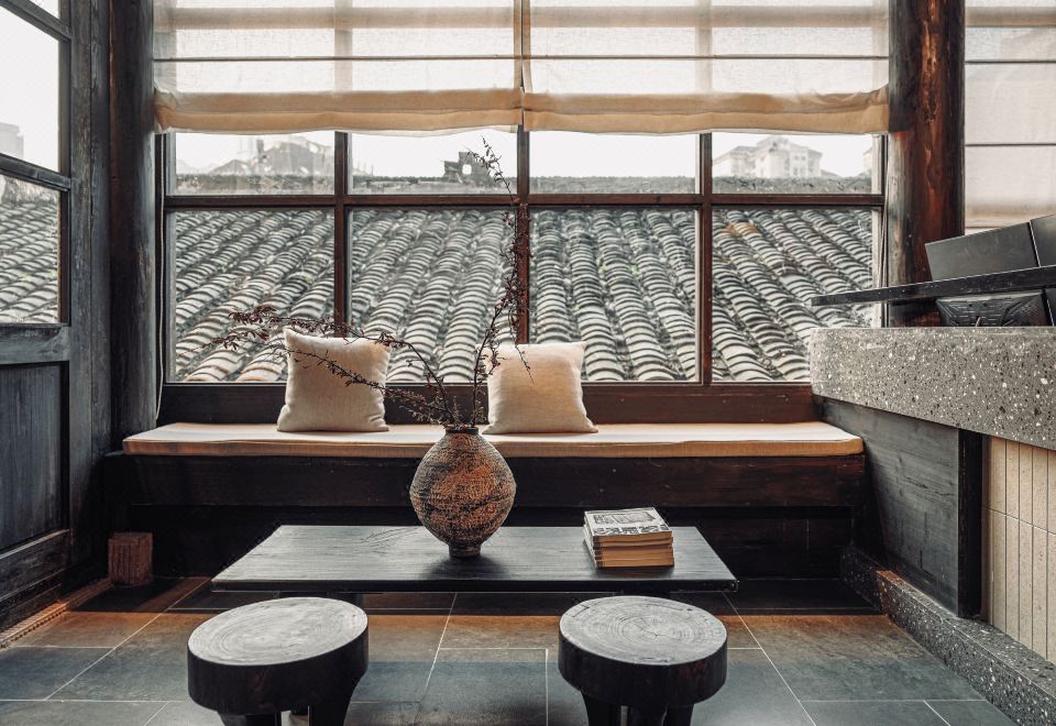 FUTON의 고풍스러운 외관 또는 로비 이미지